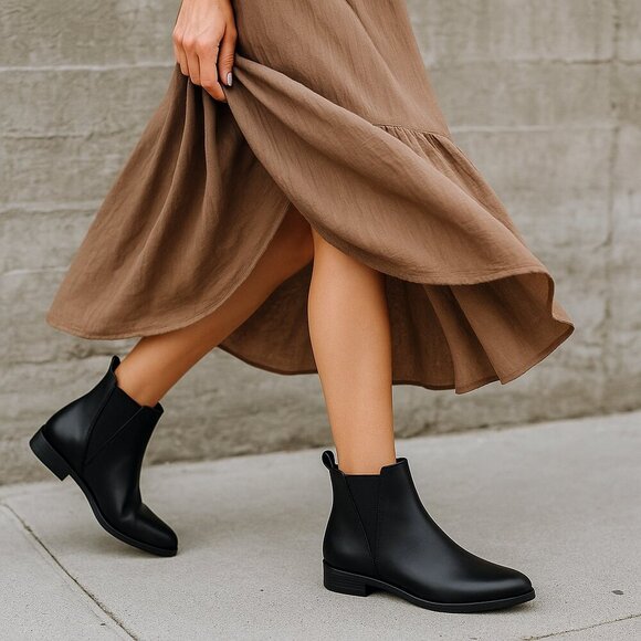 Nisolo Everyday Chelsea Commuter Boots Black Leather Size 10 NIB - Picture 11 of 11